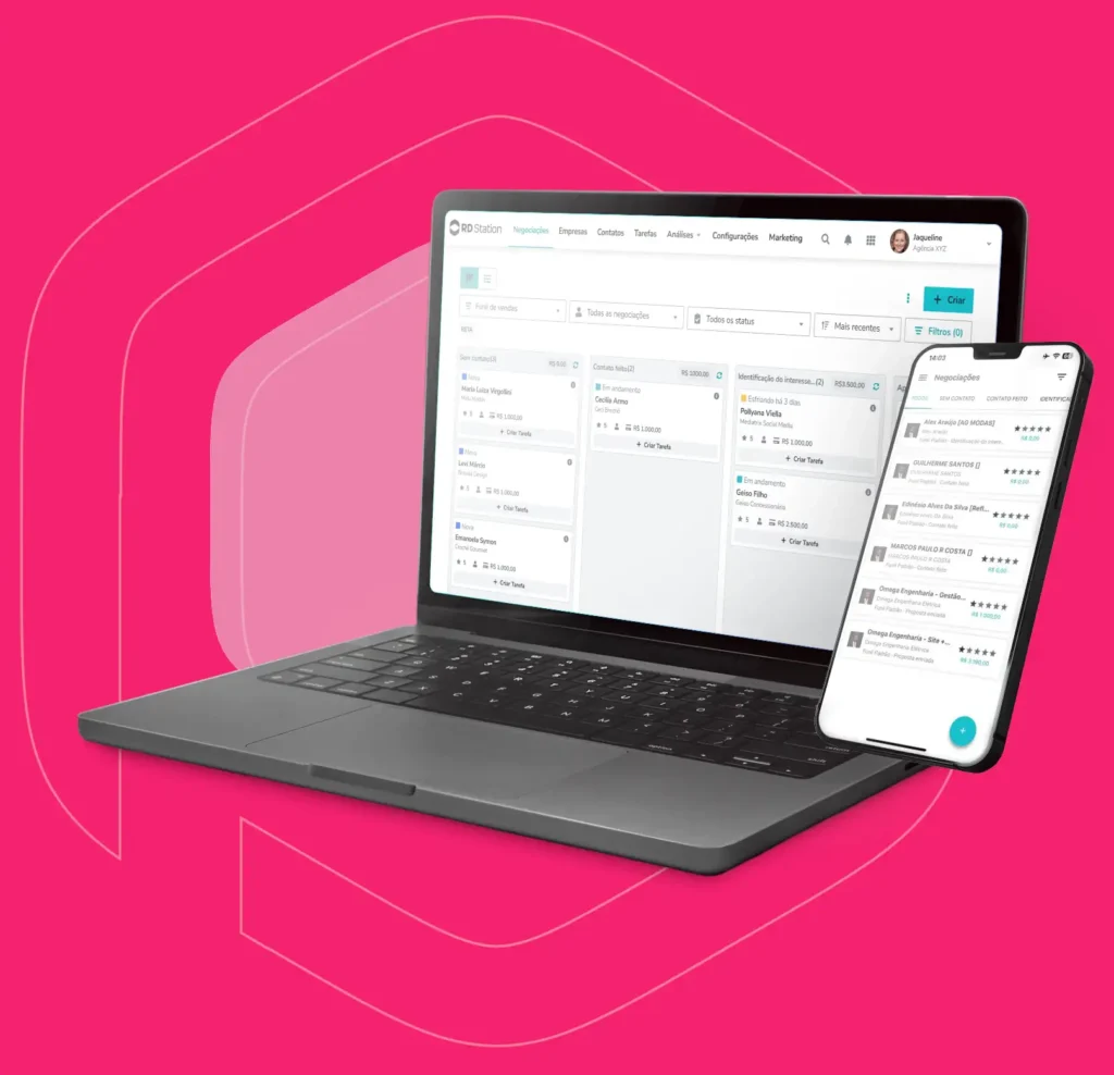 mockup-notebook-celular-crm-prospectando-agencia